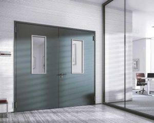 Противопожарная дверь с прямоугольным окном / серия FRM7515